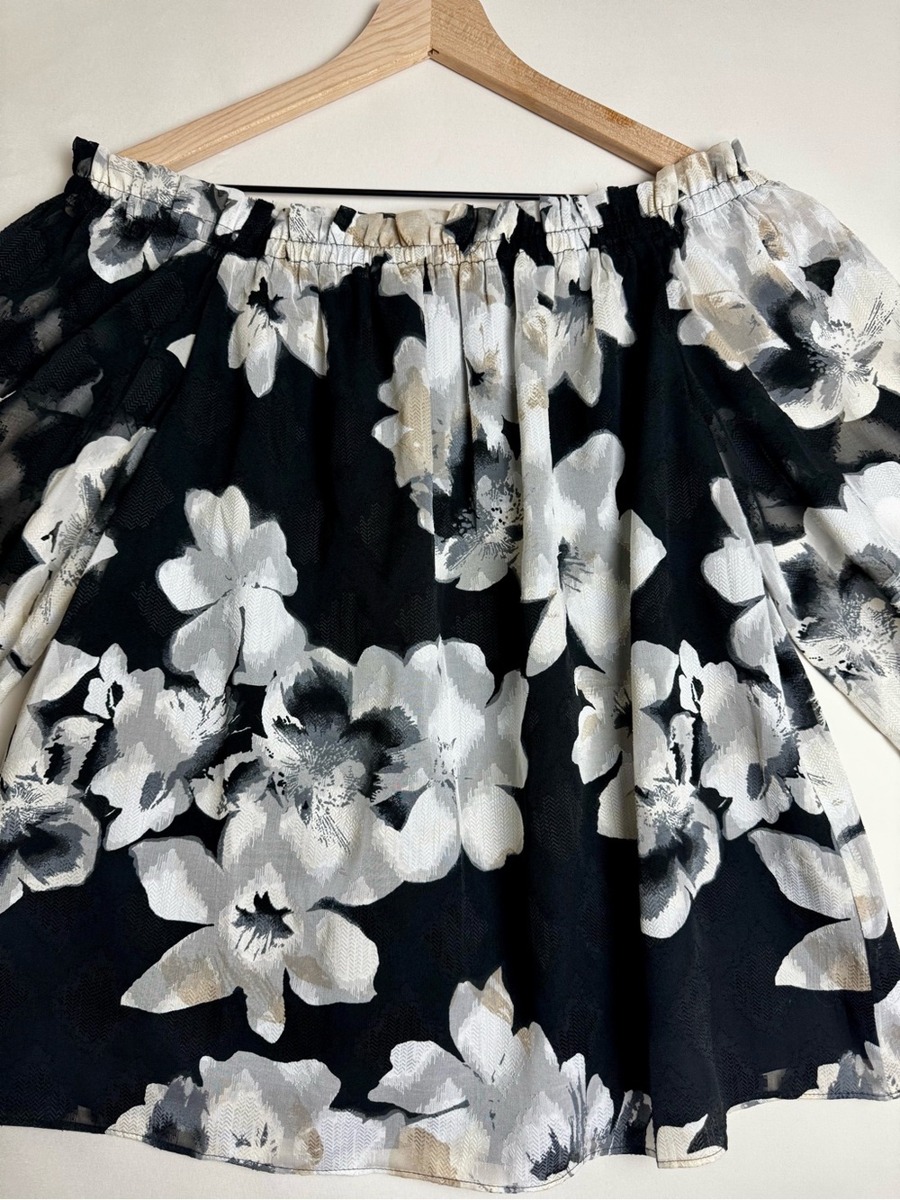NWT White House Black Market Black Floral Blouse with White and Cream Accents
